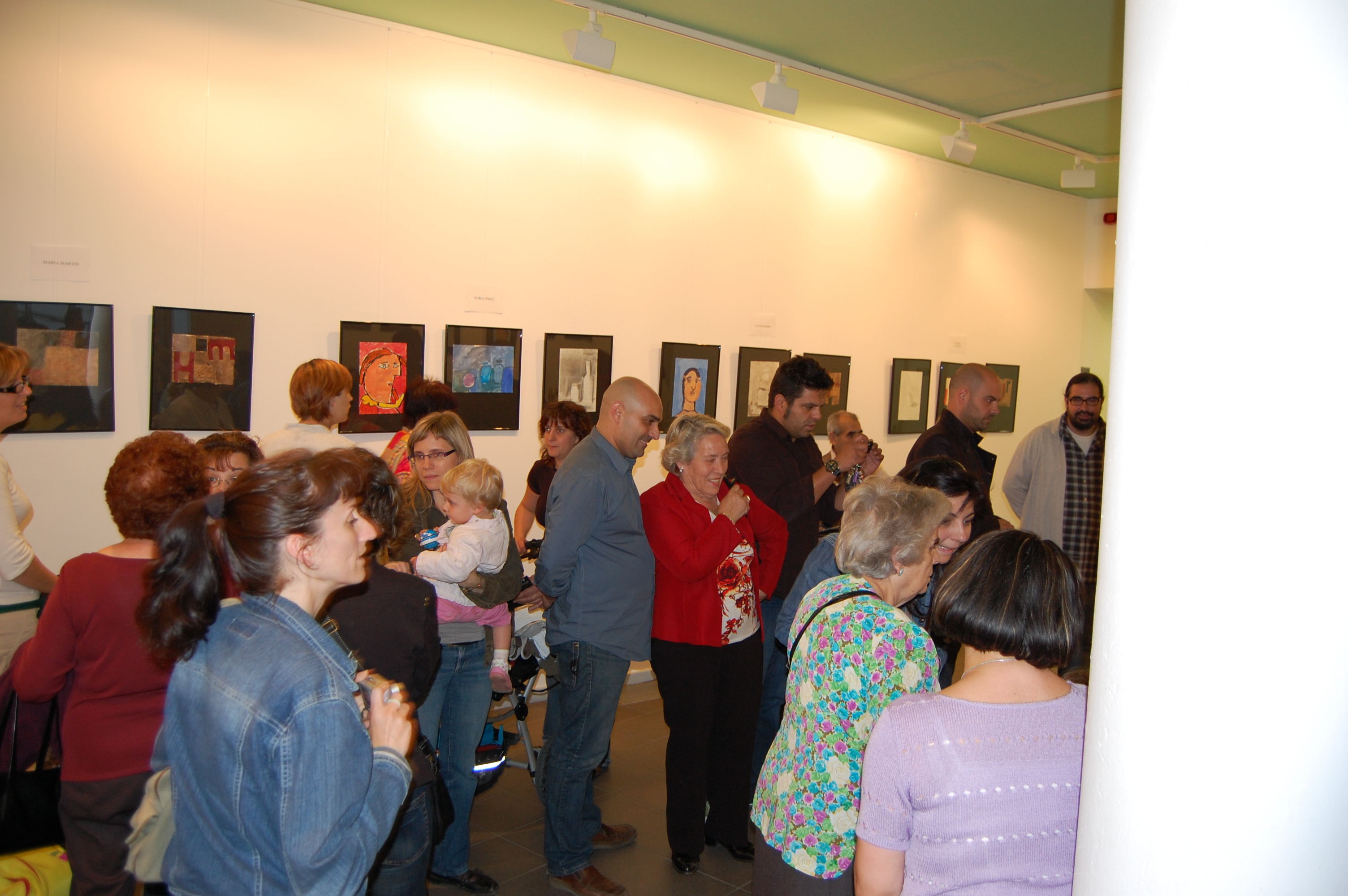 ripollet-cultura-inauguracio-exposicio-taller-art-infantil-centre-cultural-270508 (40).JPG