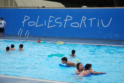 S'inicia l'Escola Esportiva d'Estiu .