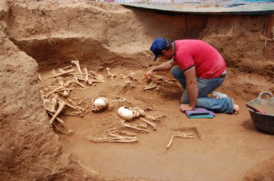 Visita guiada al jaciment arqueològic dels Pinetons.