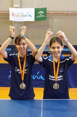 Anna Ibañez i Mireia Badosa Campiones d'Espanya de Tennis Taula.