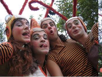 FESTA MAJOR 2008: Espectacle infantil al ritme dels Beatles.