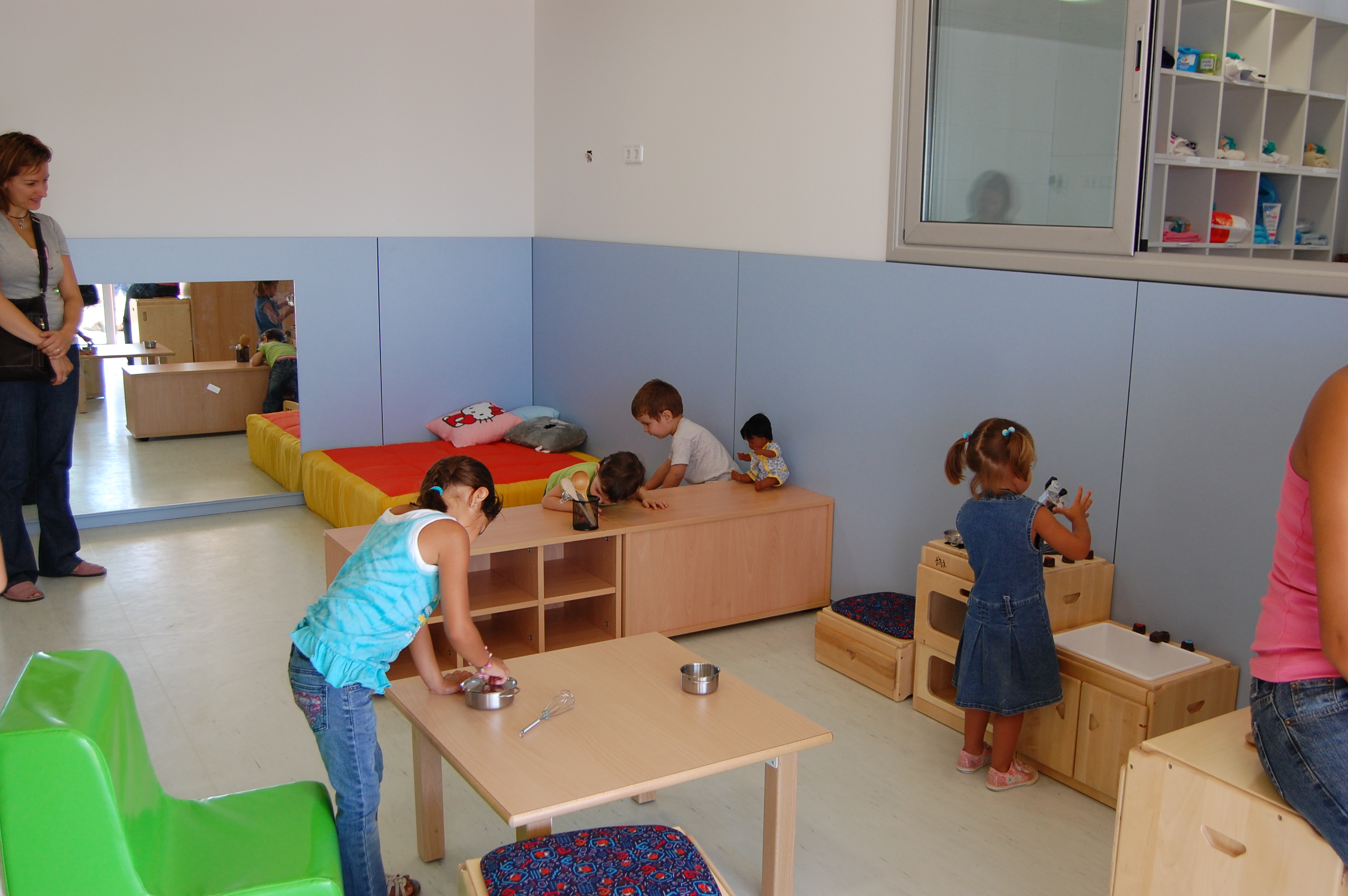 ripollet-edu-llar-infants-080908004.JPG
