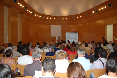 Gran acollida de la reedició del llibre Històries de Ripollet .