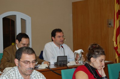 El PP de Ripollet demana la congelació dels sous de l'alcalde i d'alguns regidors.