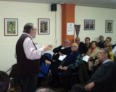 'La música a l'esport' omple el local de la Penya Barcelonista.