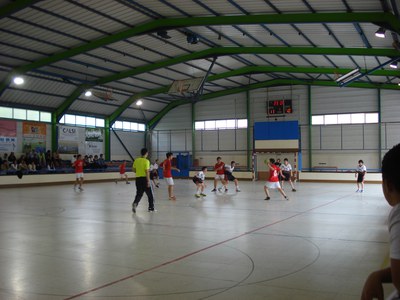 Resultats esportius del 25 i 26 d'abril de 2009.