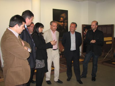 La Penya Blaugrana de Ripollet celebra el 35è aniversari marcant-li un gol a la SIDA.