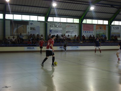 Resultats esportius del 16 i 17 de maig de 2009.