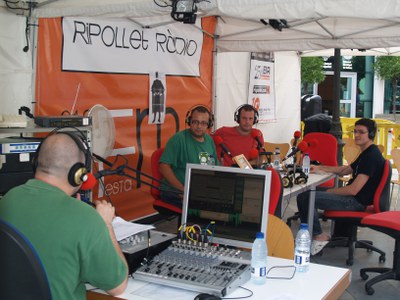 El programa enregistrat a Ripollet Ràdio Ohhh TV Podcast emet el seu programa 75.