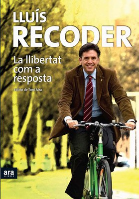 Lluís Recoder presenta a Ripollet el seu llibre 'La llibertat com a resposta'..
