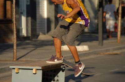 Els joves ripolletencs celebren la primera edició de l'Urban Day.