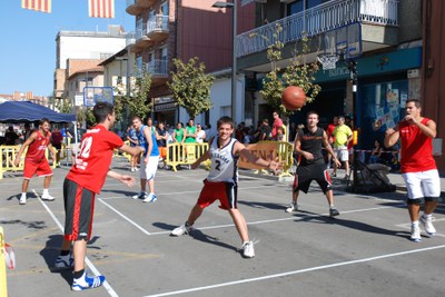 Apunta't al 3X3 aquesta Festa Major.