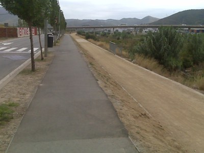 Noves Generacions del Partit Popular demana que es millor la senyalització del carril bici.