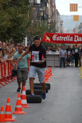Daniel Corici guanya la II Cursa de Cambreres i Cambrers de Ripollet.