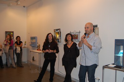 Tere Calderón porta al Centre Cultural 'La màgia del vidre'..