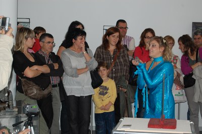 ripollet-cul-expo-tere-calderon-inaugur27-271009.JPG