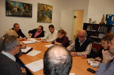 Es constitueix la Comissió d'Honors i Distincions.