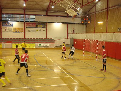 Resultats esportius del 27 i 28 de febrer de 2010.