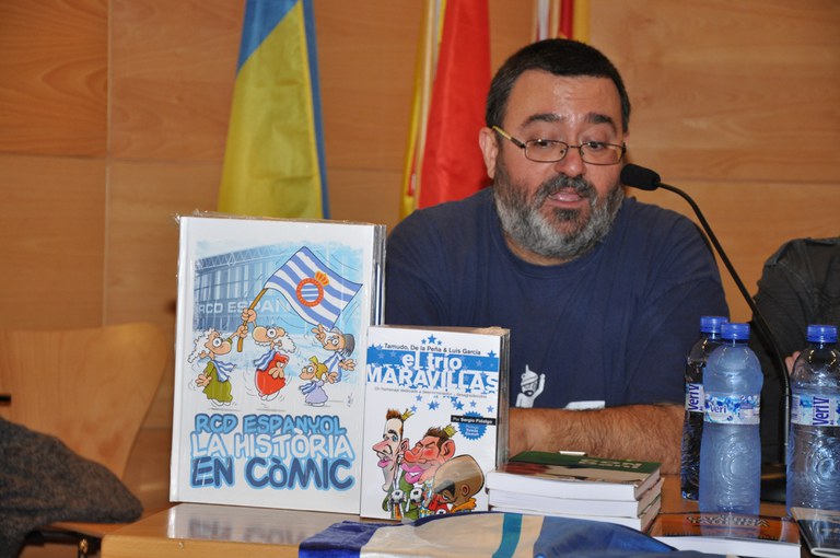 esp-espanyol-llibres-220410b.jpg
