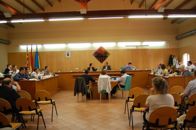 Convocatòria extraordinària del Ple Municipal, del 10 de maig.