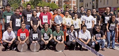 El ripolletenc Jordi Pino, guanya la IV Cursa de Cambrers de Cerdanyola del Vallès.