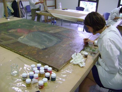 Comença la restauració dels olis de Solà al CIP.
