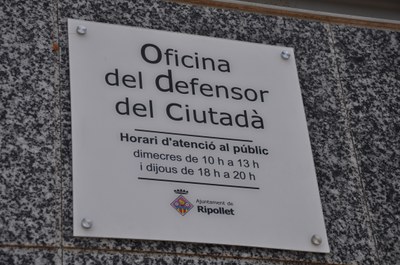 Noves Generacions considera la resolució del Defensor com una victòria.