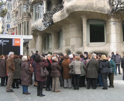 La Gent Activa de Ripollet visita l'obra de Gaudí a Barcelona.