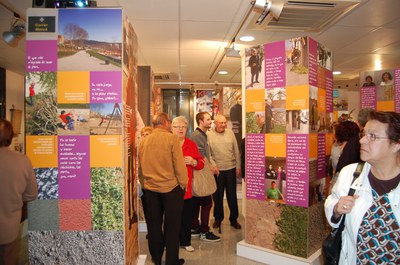Una exposició dóna veu als veïns de Can Mas.