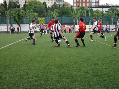 Resultats esportius 7 i 8 de maig de 2011.