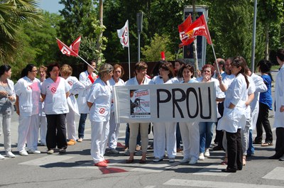 Els treballadors del CAP II prostesten contra les retallades.