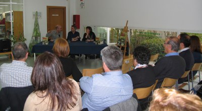 Nicolás Valle obre el seu baül de records del periodisme de guerra.