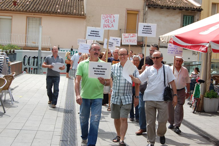 ripollet-soc-preferents-afectats-protesta-110712-009.JPG