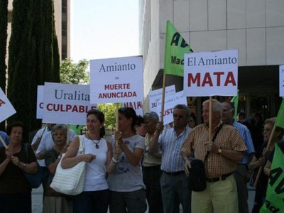 Revoquen la sentència que obligava a Uralita a indemnitzar als veïns afectats per l'amiant.