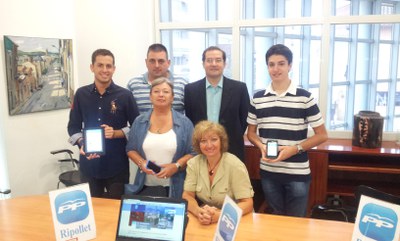 El PP presenta la nova web adaptada a mòbils.