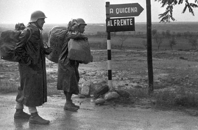 La CRAC porta a Ripollet una selecció de fotografies dels fotoperiodistes Brangulí .