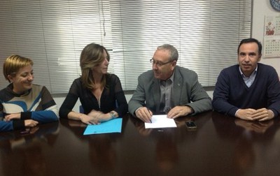 L'Alcalde de Ripollet, Juan Parralejo exigeix a la Generalitat el pagament de la Llei de Barris .