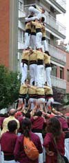 Els Vailets es llueixen dins l’Estiu al Carrer amb dos castells de 7 i un de 6.