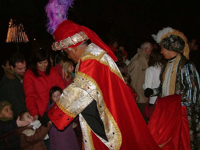 Emotiva rebuda als Reis d'Orient.