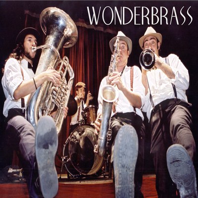 Arriba al Teatre Auditori l'humor i el swing de Wonderbrass amb Divertinaje.