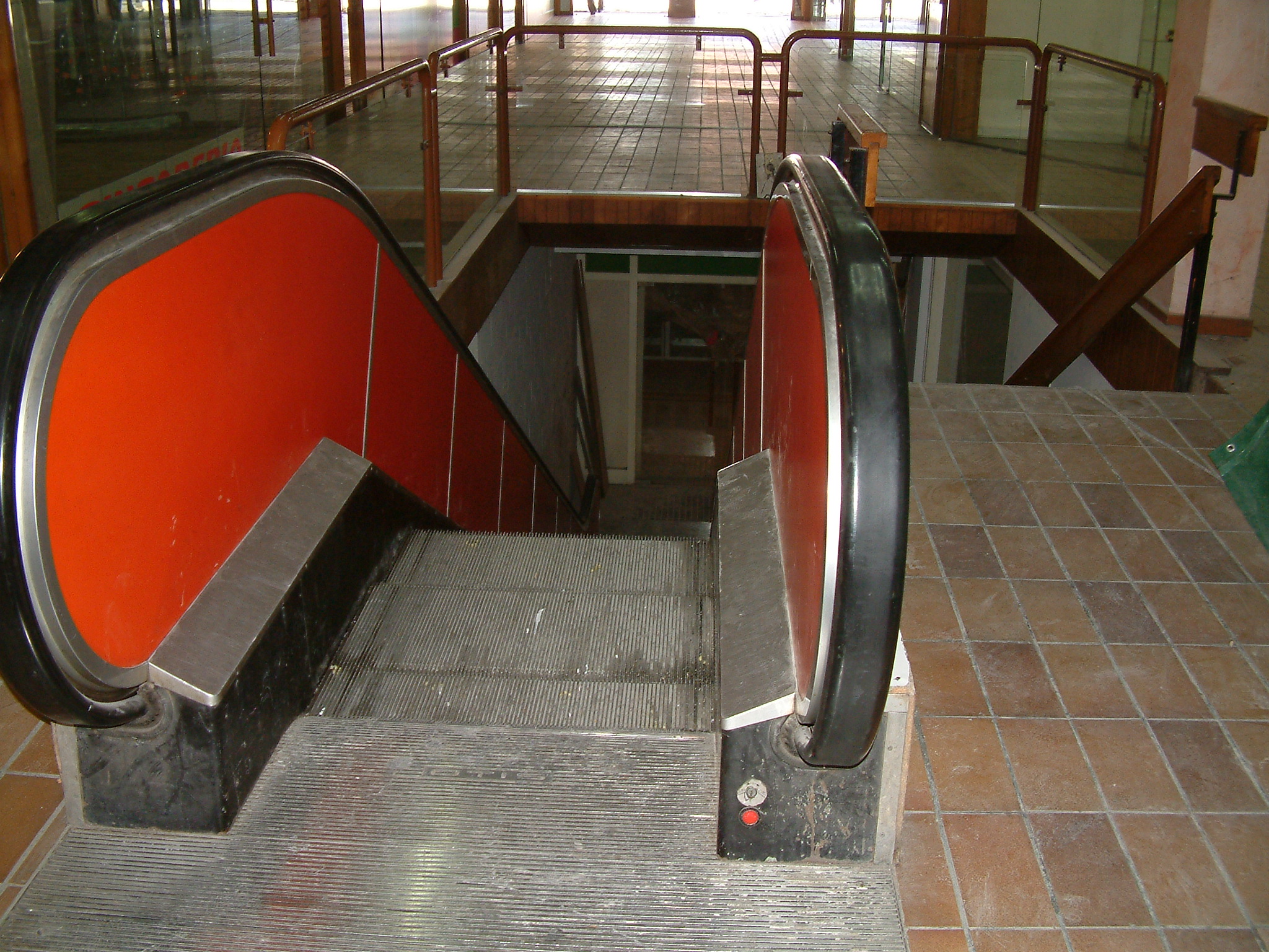 ripollet-urbanisme-mercacentre-escales-200207 (1).JPG