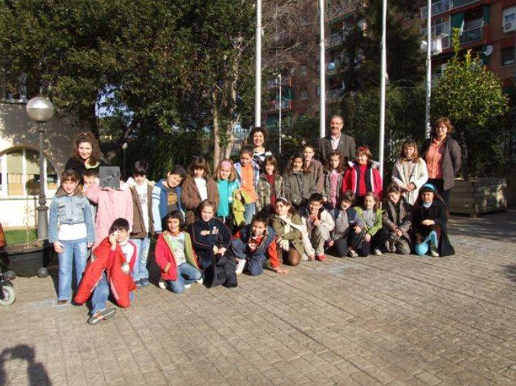 ripollet-educacio-guia-activitats-visites-ajuntament-Ceip%20Josep%20Maria%20Ginesta2-220207.jpg