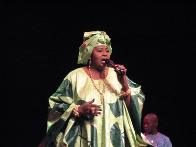 Primera activitat de l'entitat Folakhe Afro.