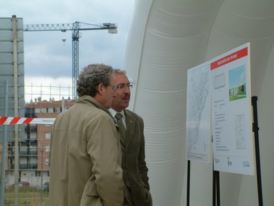 ripollet-urbanisme-diposit-pinetons-visita-270307 (13).JPG