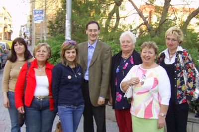 MUNICIPALS 2007: El PP fa públiques les seves propostes de 'recolzament real a la dona'.