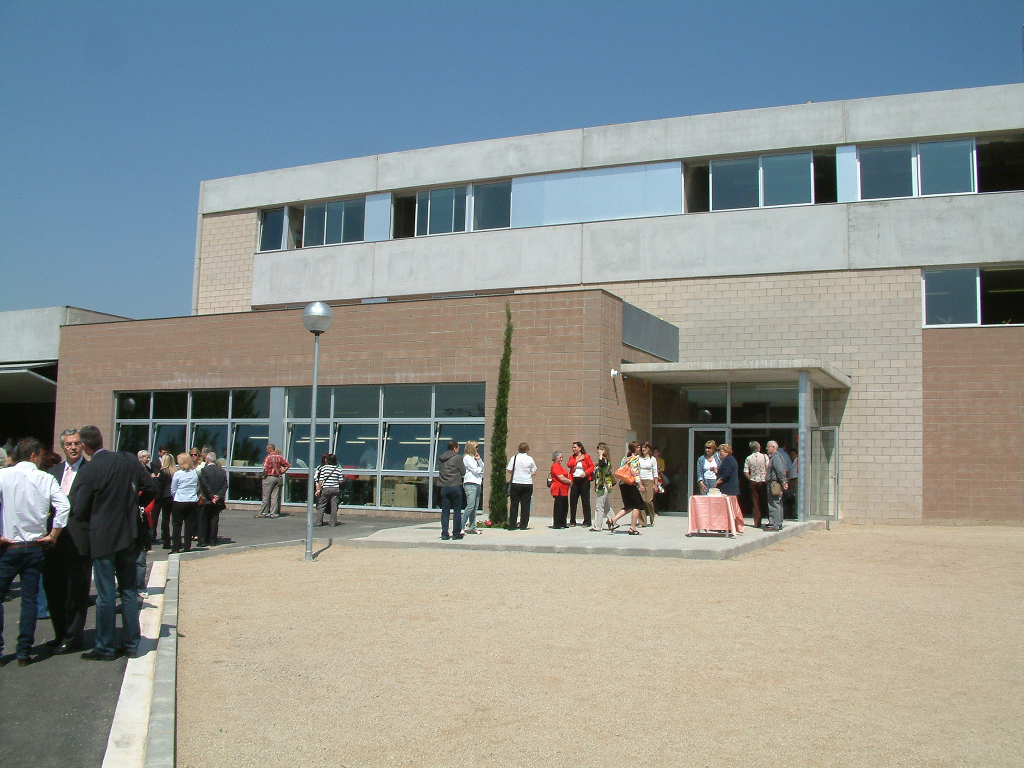 ripollet-serveis-socials-centre-ocupacional-inauguracio-100507 (25).JPG