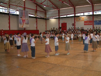 ripollet-educacio-pavello-trobada-de-dansaires-080607%20(23).JPG