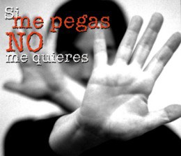 Detingut un home quan intentava agredir la seva dona a la via pública.