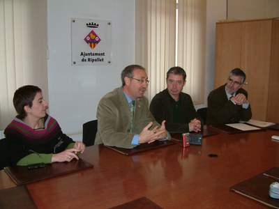ripollet-govern-consell-comarcal-rebolleda-visita-120208011.JPG