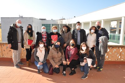 Els alumnes dels cursos de l'Oficina de Català i Ripollet Ràdio celebren el Dia de la Llengua Materna amb un programa especial.